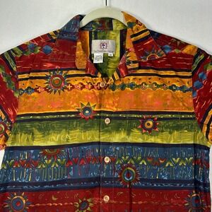 The Territory Ahead Men's Size M Colorful Hawaiian Button Down Shirt